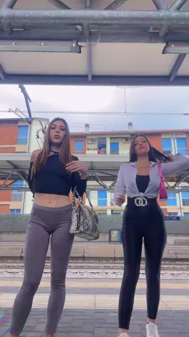 #lederleggings 