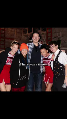 I wish we could go back to this era #glee #gleek #foryou #fypシ #foryoupage #viral #nostalgia #era #2010s #nostalgic #fy #viraltiktok #fypage #xyzbca 