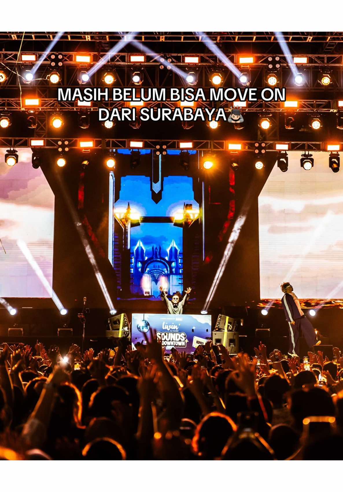 Belum bisa move on dari view penonton @SOD Festival hari Minggu lalu. Cannot wait for the next outdoor festivals this August!🙇🏻‍♂️ Jakarta ➡️ RI Fest - 15 August 2025 Bali ➡️ Merdeka Fest - 16 August 2025 See ya!🙋🏻‍♂️