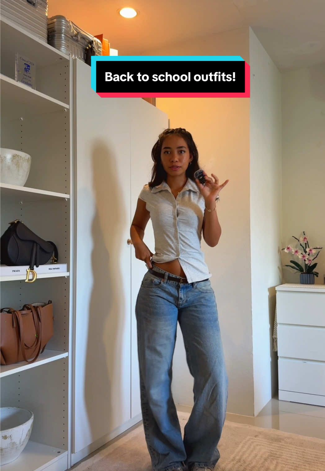 These vids r soooo fun to make, hope you guys r prepared to be sick of them 🙈 #outfits #backtoschool 