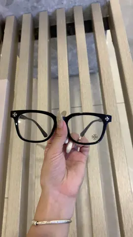New Hot 2025 Square Eyeglasses #eyeglasses #acessories #glasses #outfitideas #fashiontiktok #fashion #blackglasses #trending #tiktokshop 