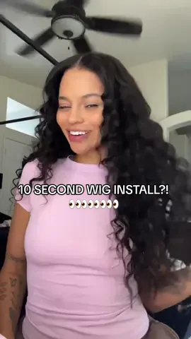 How to get a flawless install in 10 seconds with @Megalookhair @Megalookwigs_Mia 😍  Wig details: Megalook13x6 Three-Go™ Wig Straight ProAngle Pre-Cut Ear-to-Ear Lace Frontal Pull Go Wigs 26 inch use code 
