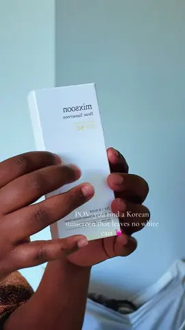 Been looking for a sunscreen that doesn’t leave a white cast but still provides the right protection….this is it. #skincareroutine #sunscreen 
