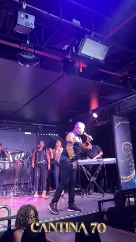 #medellin🇨🇴 #colombia #jhonathanchavez #ftypシ #lostriunfadores🎶 #aseeeeee 