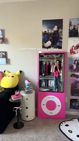 my dream room tbh 💕 #RoomTour #officemakeover #roommakeover #y2k #2000s #kpop #y2kroom @cameupinthedrought 