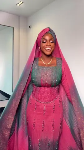B. A. S. H. I. R. A. T. The beauty of her smile and the dress goes together so well 🥰 Bride: @lo_bash Dress: @ghazals_grandeur Makeup: @beautidom Gele: @shopi_gele Saqi fabric: @the_saqi_room Photography: @the_emmanuelaremu Planner: @eventby_jummiz_ #TheModestCollective #ModestFashion #CoveredandChic #NigerianFashionDesigner #arewa #arewabride #modestbride #minimalistbride #modeststyles #arewafamilyweddings #hausabride #hausafulani #hausaweddings #arewaweddings #arewafamilywedding #iyawo #asoebibella #asoebiladies #asoebispecial #modestlacestyles #lacedress #beadedlace #saqi #saqidress #embroidery #beadedasooke #asookestyles #naijaweddings #bellanaija #bellanaijaweddings  #nigerianweddings #nigeriantraditionalwedding #modestweddingphotos #modestweddingdress