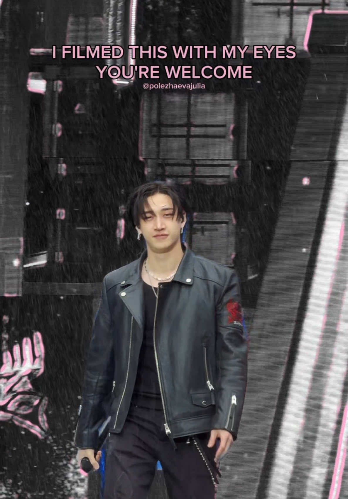 I filmed it with my eyes, you are welcome! 🖤   #방찬 #domiate_paris #dominate_europe #bangchan #bangchanedit #straykids #youmakestraykidsstay