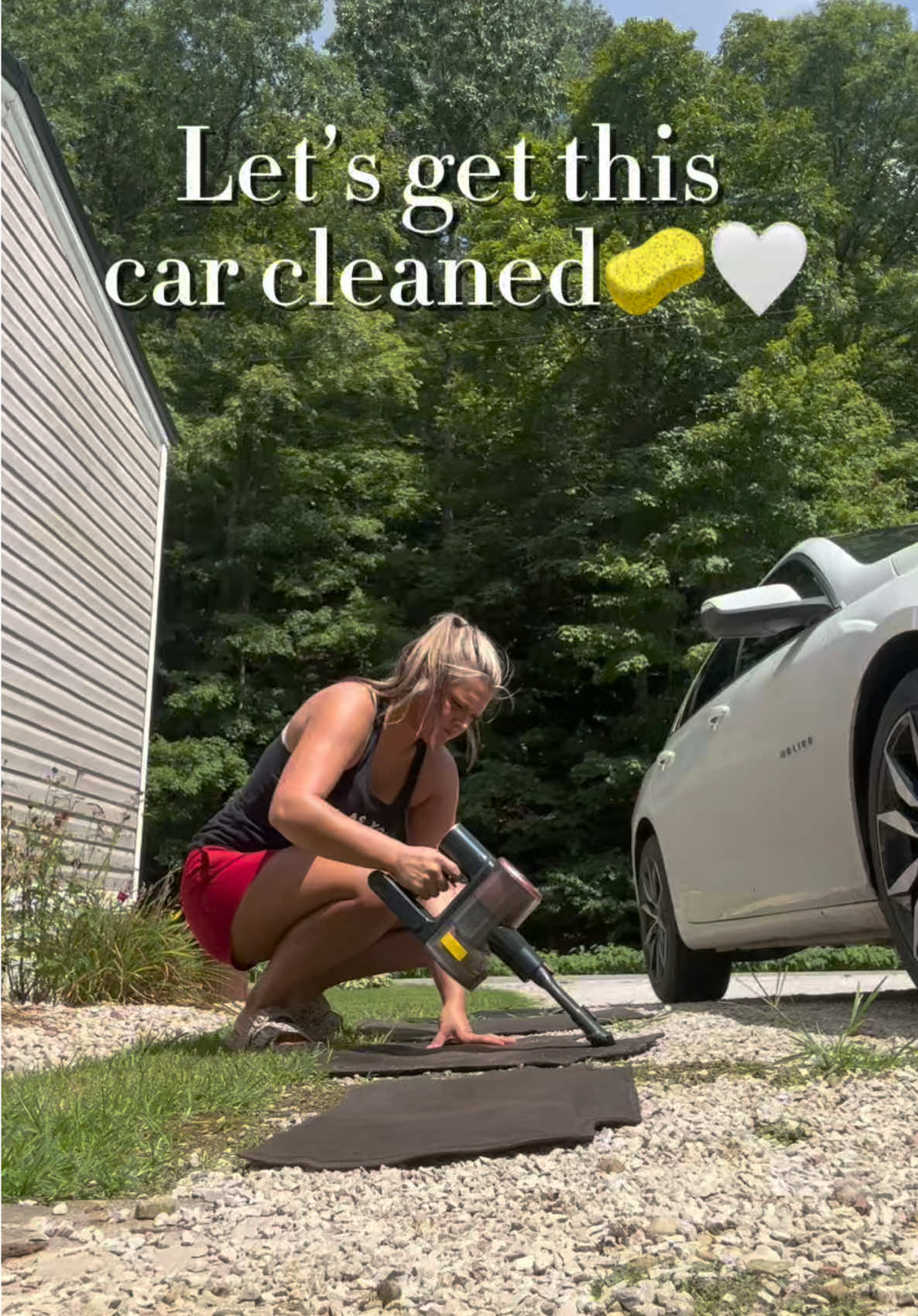 Literally a hour after this, a bird 💩 in the hood of my car🫠 #cleancar #cleaning #carwashing #carwash #CleanTok #kentucky 