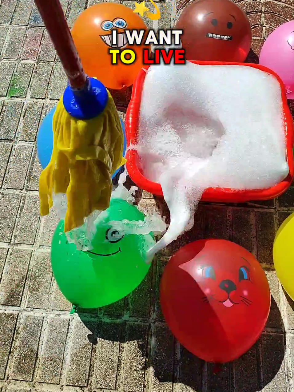 Water Balloon Chaos! 💦😂 #WaterBalloon #BalloonPop #FunnyVideo #ViralVideo #SummerFun  