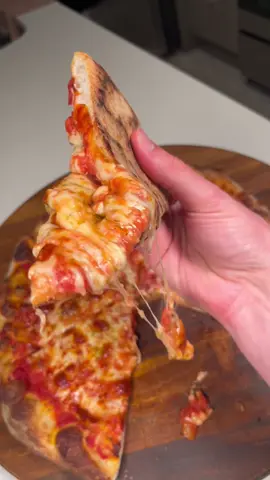 All Pizz of Art pizzas are served with a straw🍹🍕 Try my easy same day dough recipe, it’s the pinned post on my page! DM me your pizza pics to be featured in my stories🍕📸 Subscribe to my Patreon for step by step tutorials of my home-oven-pizzas📝🧪Link in bio #pizza #food #asmr #mukbang #Recipe 