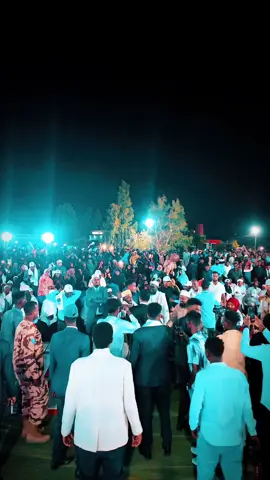 musharax jamaal io Caawa oo u kala xidhantahay jabutaawi hotel... #sanaag #sanaag #sanaag 