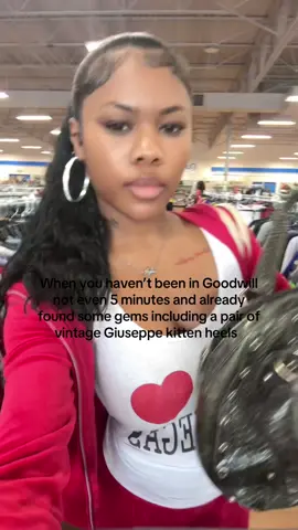 In my thrifting era and I need a thrift partner who knows how to really thrift I be getting overwhelmed tryna look through every item 😭 #thrift #thrifthaul #y2k #fypシ 