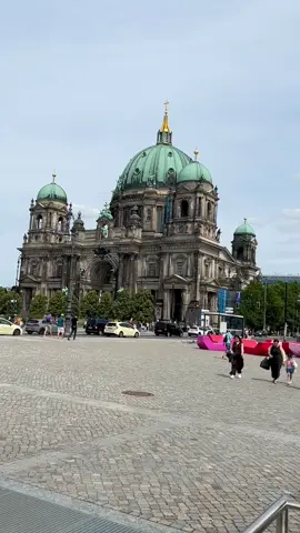 Verliebt in Berlin 🥰 #berlin #berlincity #germany #travel #Love #city #fyp #f #fürdich #for #you #foruyou #viralvideos #viral #tranding 