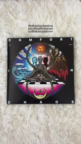 the coolest vinyl i’ve ever seen @john summit 