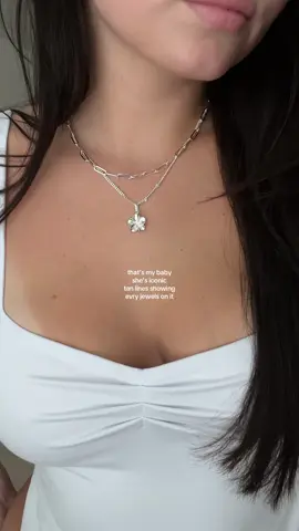 been loving these pieces for summertime ☀️ shop now with my code HALEY34 for a discount <3 #evryjewels #evryjewelscollab @EVRY JEWELS 