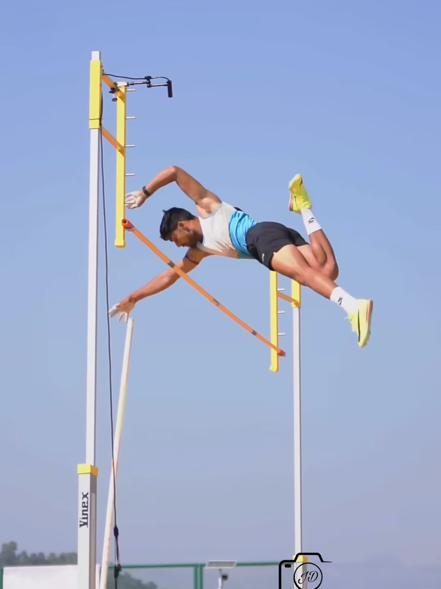 Salto Con Pértiga 😨 #SaltoConPértiga #Atletismo #DeportesExtremos #Curiosidades #Increíble #ParaTi #TikTokViral #Tendencias #Superación #ContenidoViral
