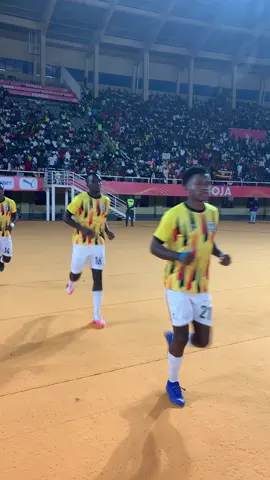 🇬🇳🇺🇬
