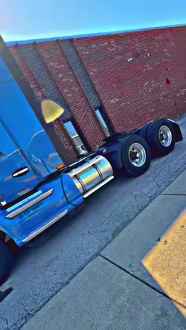 #kenwortht680 #lavidadeltrailero😎 #kontainerozdechicago #fyptrokeros #trokerosdela57 