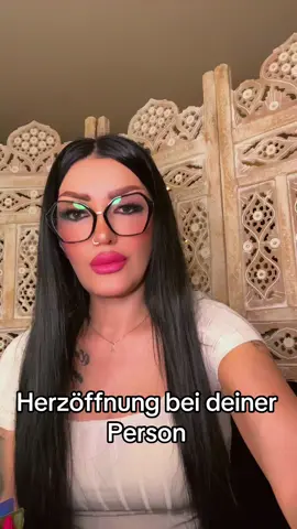 Du hast es nur gut gemeint und alles, was du gesagt hast, ist wahr, deine Person erkennt das jetzt?#tarotreading #lovereading #kartenlegen #herzensfragen 