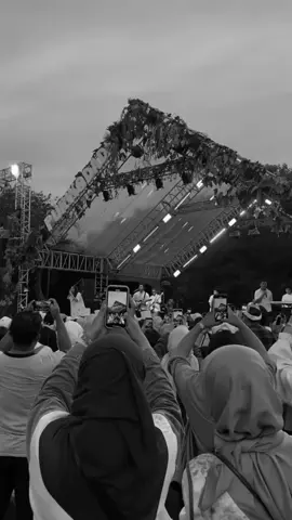 pilihan hatiku🥀 Lavina- #pilihanhatiku #lavina #lyrics #lirik #liriklagu #lirikmusik #galau #galaubrutal #foryoupage 