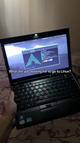 #linux #thinkpad #x230 #laptop #techtok