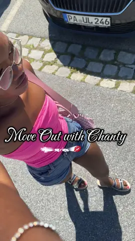 Long vlog alert but I really don’t care haha. I also meant I’m not a “clean girl aesthetic” typa person. I love me some COLOUR! I’m also so so so super tired omg 😭😭😭but this was hella fun too! Wanna see a haul of what I bought ?  #moveoutwithme #adulting #miniseries #kenyangirl #newapartment #newapartmentsetup #dayvlog 