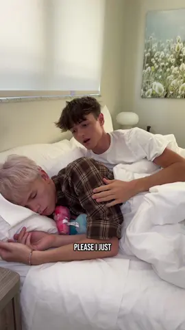 When my friend don’t want to cuddle @Noah Ryder #fyp #boyswillbeboys 