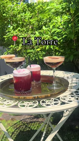 Espresso Martini or Blackberry Bramble? #villalife #florence #vivaitalia 