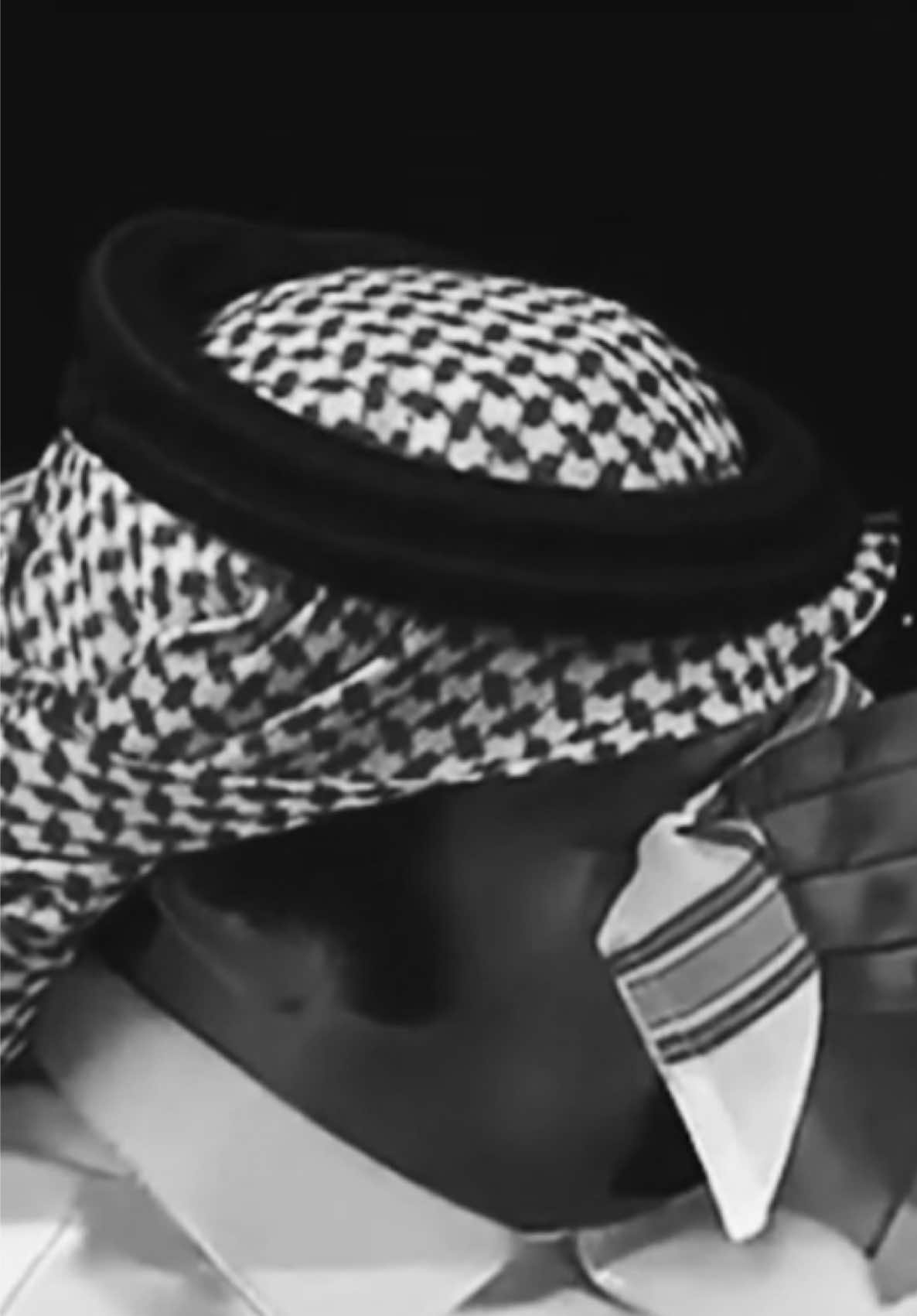 عليه لحظة وداعه ‏الله لا يسقي وداعه ‏راح وتركني لحالي ‏فقدت انا اغلى حلالي ‏ليه الجفا والقطاعة ‏الله يصيب القطاعه #بندر_بن_عوير  #بندر_عوير  #اكسبلور  #اكسبلورexplore 
