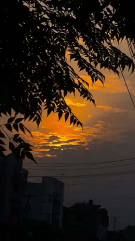 تمہیں اپنے لفظوں میں اتنا گہرائی سے لکھو گا۔۔۔ کے پڑھنے والوں کو دیکھنے کی طلب ہو گی۔۔۔۔ 🥀❤️‍🩹😞
