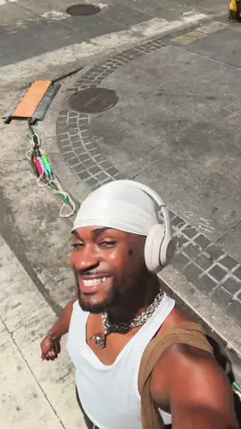 gotta re enroll into @Landon 🖍️ TikTok school😂  #Soulidified #OneandOnly #2000sCore 