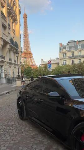 😮‍💨#audirs7 #eiffeltower #rs7 #germancars #foryoupagе #paris 