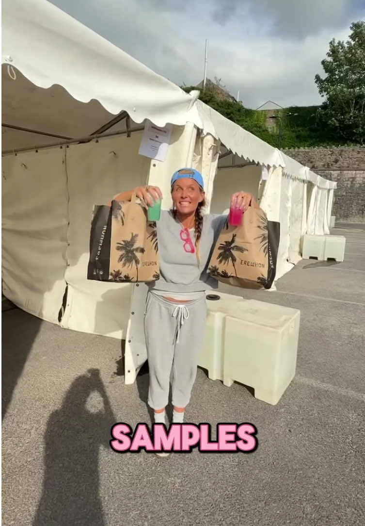 Came home from LA just in time for my favourite day of the year. The streets of Clitheroe buzzing with 20,000 food lovers. Stalls packed with the best local produce. Friendly faces everywhere. Including @willpowders 🤩 It’s not just a festival. It’s the heart of Lancashire on a plate. 📅 Saturday 9th August 9am - 4.30pm  🎟️ FREE entry #ClitheroeFoodFestival #LancashireFood #Community 
