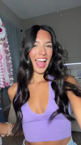 This sticky is really a game changer! #sbeauti #sbeautistickybra #tiktokmademebuyit 
