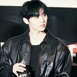 100 FOLLOWERS SALUTATIONS #choihyunwook #choihyunwookedit #fyp #kactor #최현욱 