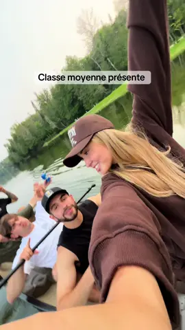 Je me sens chez nous au Québec!! @classe moyenne #quebec #musique #fyp #foryou #quebecois #quebecoise #classemoyenne 