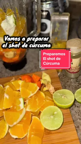 Preparemos el shot de cúrcuma, si lo crees lo creas!!  Cuida tu salud!!  #SaludNatural #VidaSaludable #CuidadoNatural #ViveSaludable #CurcumaShot #PoderDeLaCurcum #Desinflamar #BrilloNatural #PielSana #AntiinflamatorioNatural