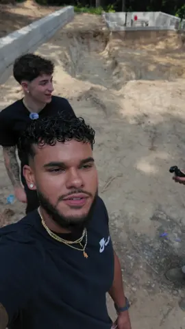 Work and a run with the team, today was a good day 🏠🏃🏽‍♂️🤞🏼