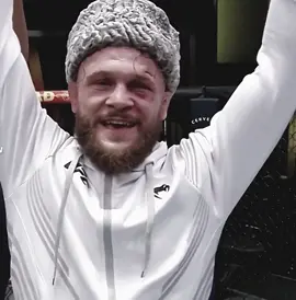 Olivieranı emekli edeckimş baba #fypシ゚ #fypシ゚ #fypシ゚viral #UFC #viralvideo #Fiziev 