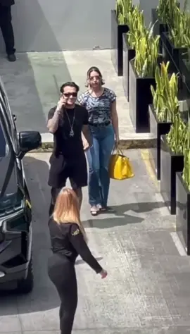 @Christian Nodal & #Angela_Aguilar ya se encuentran en nuestro país 🇬🇹. 🔥Déjales un comentario🔥😉.        #concierto #artista #Musica #music #chisme 