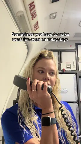 This is how I let the A know we’re ready to board #flightattendant #flightcrews #flightattendantlife #flightattendantlifestyle #flightcrew #flightattendants #flightcrewlife #travel #travellife #seetheworld #solotravel #flightattendantreserve #flightattendantinterview #flightattendanttips #flightattendanttraining #flightattendantluggage #flightattendantpacking #LifeAtSouthwest  