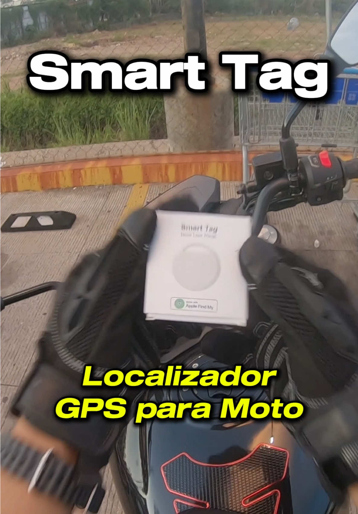Con este smart tag puedes localizar tu moto fácil desde tu celular #smarttag #trackergps #gpsmoto #localizador 