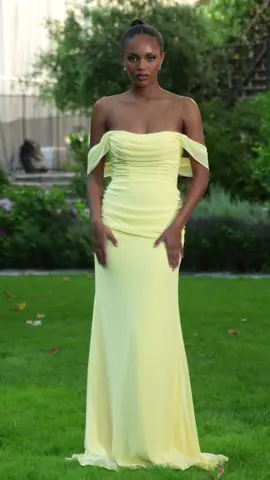 Life gave us lemons so we made this dress🍋 Dress: T705 Chiffon off the shoulder fitted mermaid style long maxi dress & satin corset maxi dress with leg slit #lemonyellow #yellowdress #butteryellow #formaldresses