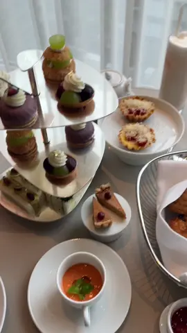 フォーシーズンズホテル丸の内 東京 MAISON MARUNOUCHI（メゾン マルノウチ）の巨峰とシャインマスカットのアフタヌーンティーは2025/9/30 （火）まで #アフタヌーンティー #アフヌン #ヌン活 #ホテルアフタヌーンティー #東京アフタヌーンティー #シャインマスカット #巨峰 