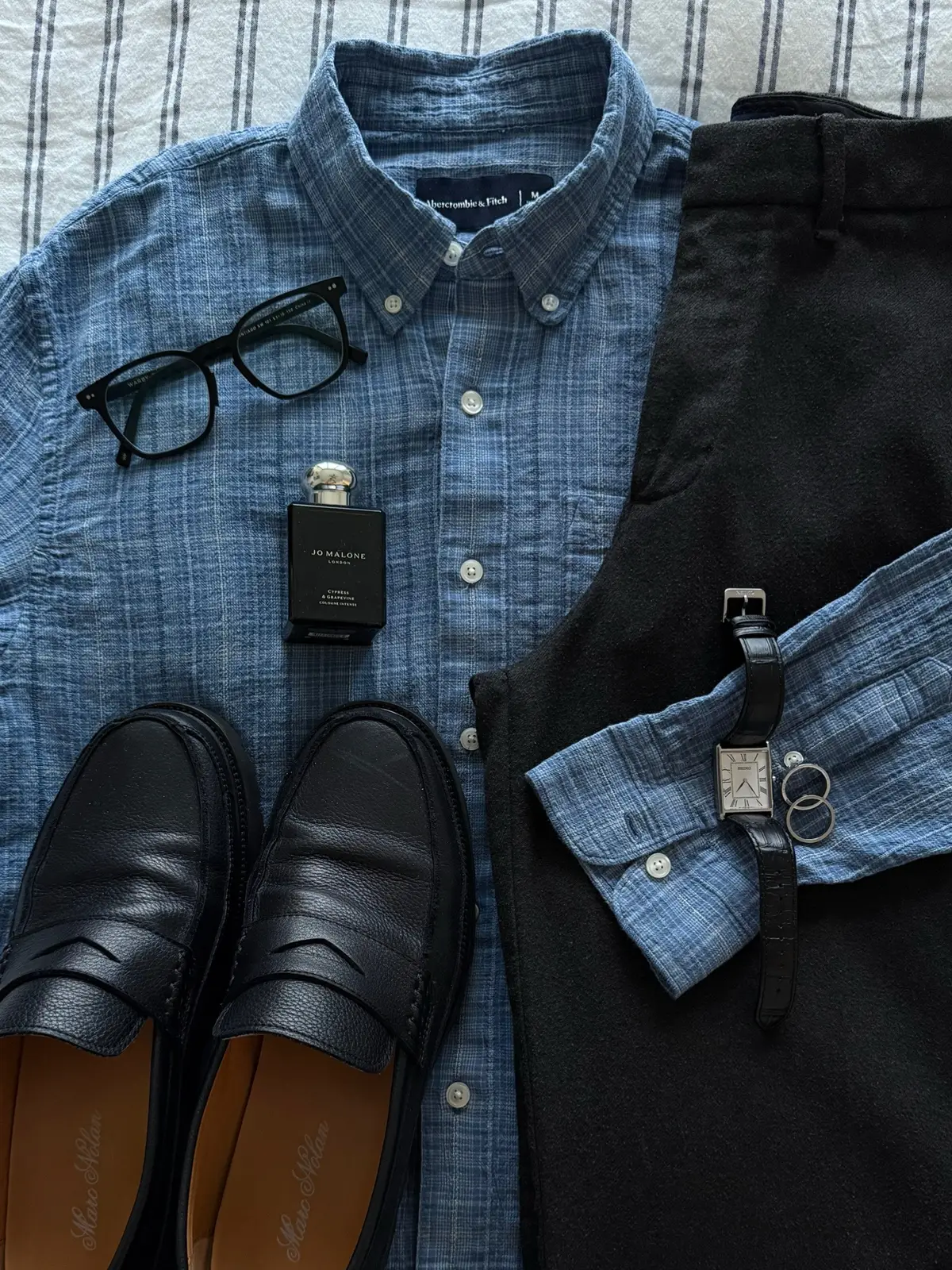 outfits laid out vs. on… #OOTD #mensfashion #vintagefashion #outfitinspo #fitcheck #mensoutfitideas #mensoutfitinspo #mirrorselfie #mirrorselfieposes #pinterestoutfit #pinterestaesthetic #watches #fragrance #loafers 