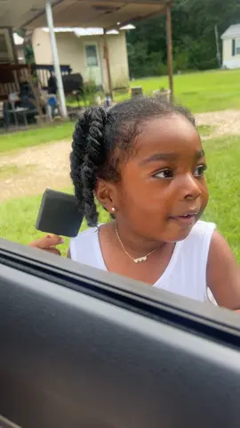 No “hello mommy”or nothing ! 😂🤦🏾‍♀️ #toddlersoftiktok #comedyvideo #funnyvideos  #fypシ 