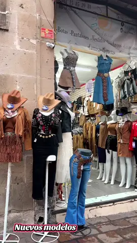 🤠 🛍️☀️☀️Tiendas! Sol y Luna Vaquera☀️☀️🤠🛍️ 📲 3315853981 📲4435466152 Envíos a toda la república México 🇲🇽 usa 🇺🇸  Vaquero con estilo ! Vaquera con actitud 👢  Manejamos grupo de ventas donde publicamos las fotos de todos los nuevos modelos que nos van llegando día con día! 🌸 Enlace al grupo ventas https://chat.whatsapp.com/INtB5Y6MFSN8xIPMJhSNZV ☀️ Recuerda que contamos con envíos a cualquier parte de la republica por FedEx y estafeta! Castores  📍 Ubicación: Tienda de ropa vaquera en el centro de Morelia ☀️ Av Morelos Sur 171  Ya estamos en Morelia centro  Si tenemos envío:  Whats 3315853981 #CarinLeónMorelia #BaileVaqueroMorelia #OutfitVaqueroListo #VaquerasDeModa #RopaVaqueraMorelia #TiendaVaqueraMorelia #CarinLeón2025
