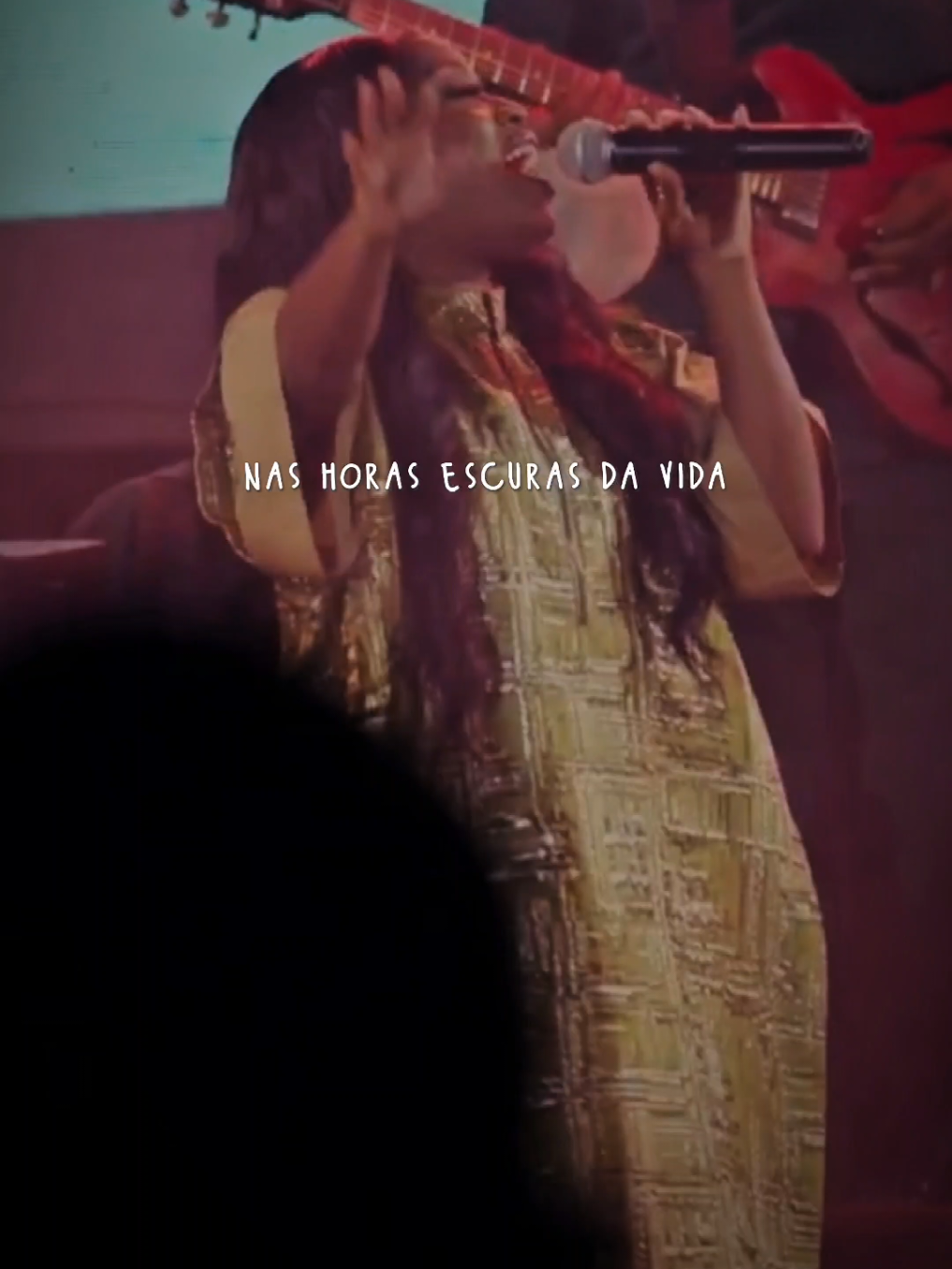 Nas horas escuras da vida, Jesus tá lá 🙏🥺  #louvornotiktok #musicgospel #louvor #cristão #statuslouvor 