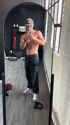 Natty lighting is brutal #gym #Jesuslovesyou #Fitness #GymTok 