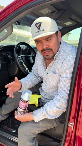 Como darle brillo a tu interior de tu auto o camioneta #parati #viral #pinturaautomotriz #pintacarros 